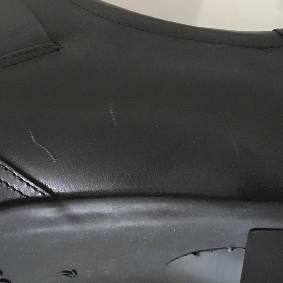 ECCO Women’s London slip on leather shoes size 42. - Picture 7 of 8